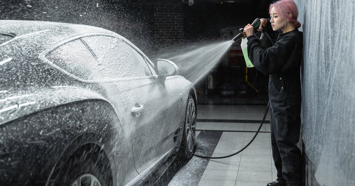 Mister Car Wash vs Texas Hand Wash: 2026 Guide — Texas Hand Wash, Lakeway TX
